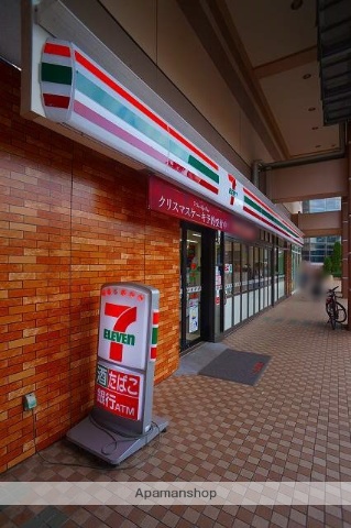 コンビニ　セブンイレブン（コンビニ）まで1674m