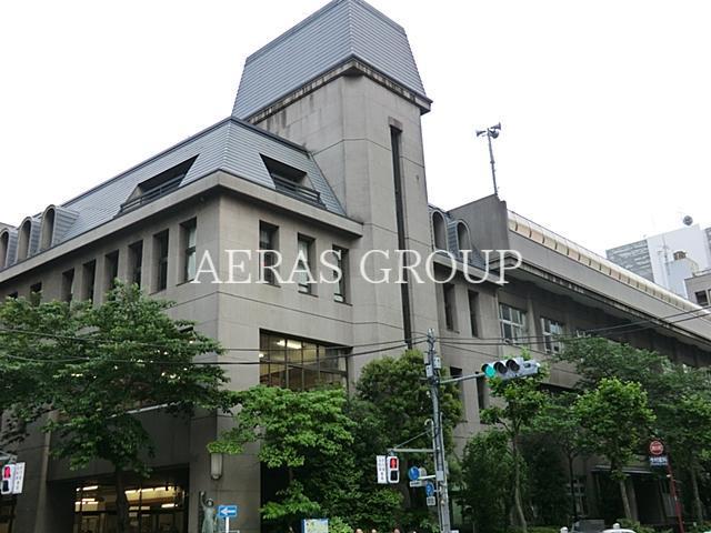 小学校　中央区立京橋築地小学校（小学校）まで402m