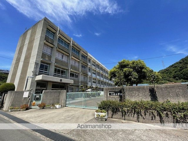 小学校　八木小学校（小学校）まで3535m