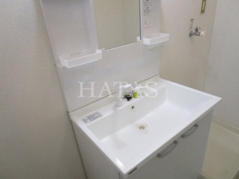 洗面設備　同物件別部屋です。