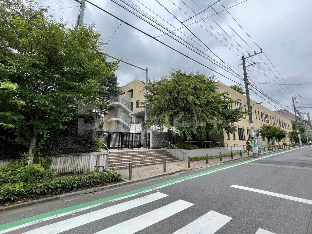 小学校　豊島区立　目白小学校（小学校）まで170m