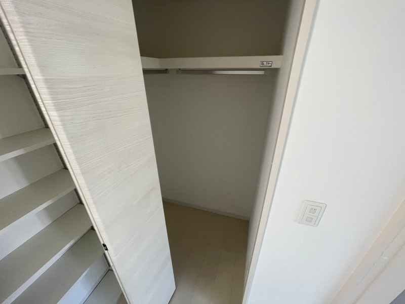 収納　収納もバッチリあるのでお部屋が片付きますよ！