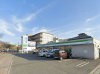 コンビニ　ファミリーマート 八尾春日町店（コンビニ）まで288m
