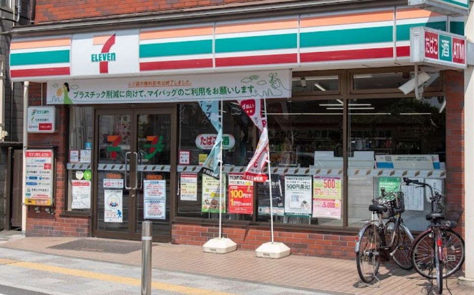 コンビニ　セブンイレブン拝島駅南口店（コンビニ）まで904m