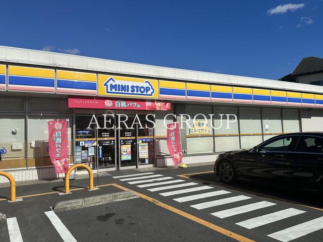 コンビニ　ミニストップ 足立鹿浜店（コンビニ）まで483m
