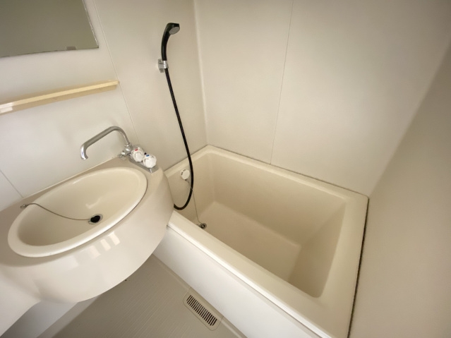 広島高速交通アストラムライン 毘沙門台駅 徒歩7分 2階建 築33年のトイレ写真