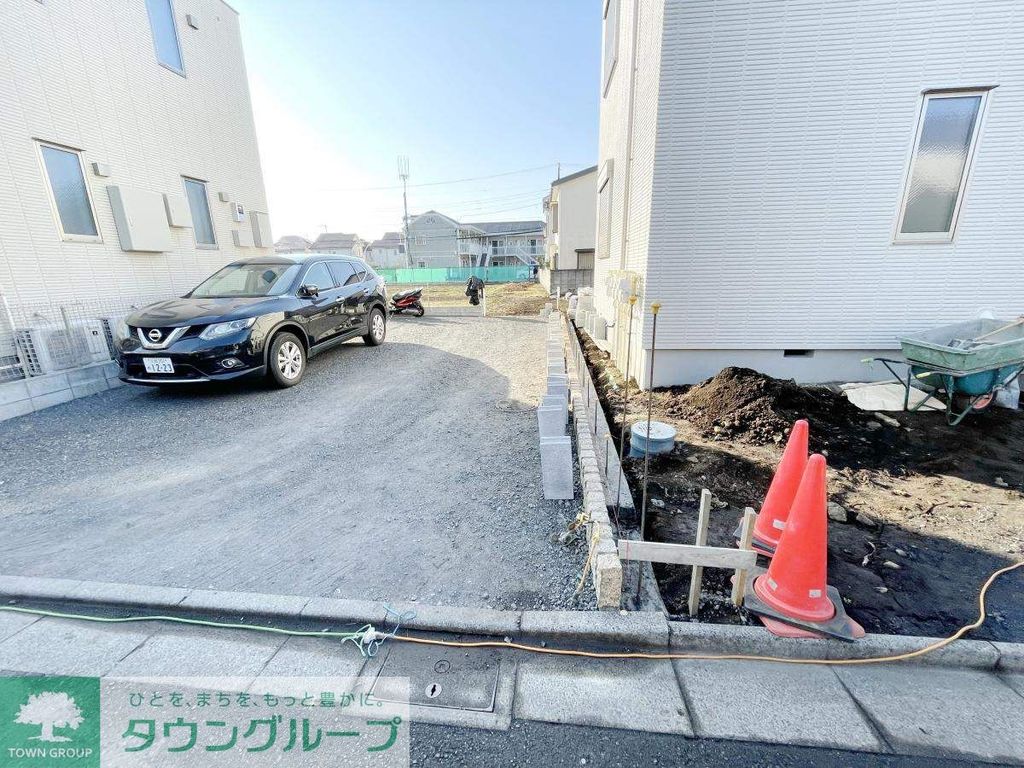 駐車場　駐車場