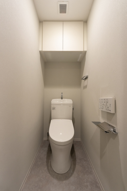トイレ　※写真は同タイプ住戸です。
