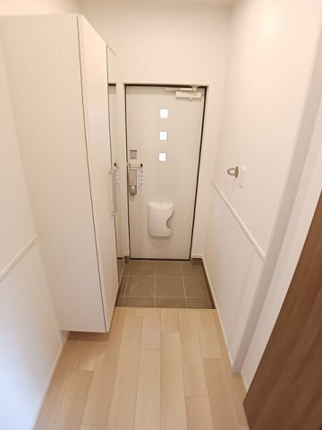玄関　シンプルで使いやすい玄関です