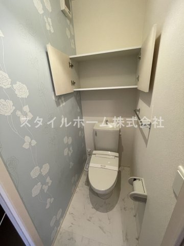 トイレ　別部屋写真です。