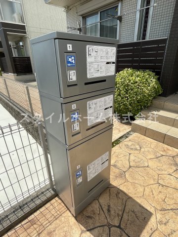 その他　宅配BOXです。