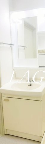 洗面設備　洗面台です。