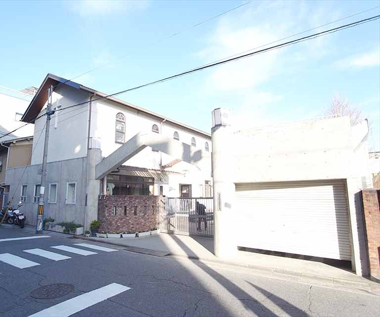 幼稚園・保育園　ペスタロッチ保育園（幼稚園・保育園）まで423m
