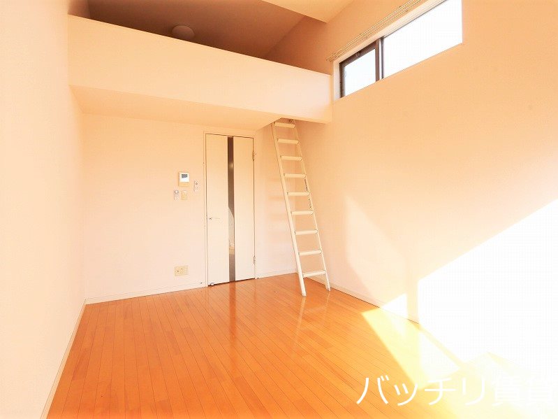 居室・リビング　画像は同型タイプの為、現状を優先致します。
