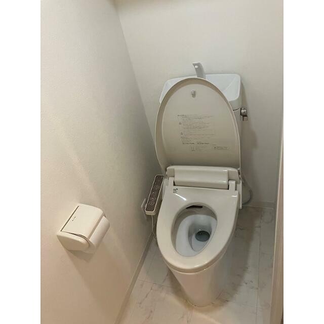 トイレ　※同仕様写真