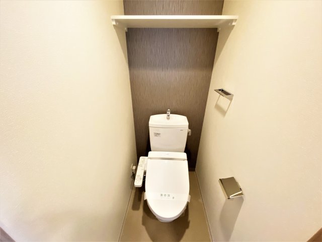 レオンコンフォート上本町カレントのトイレ写真