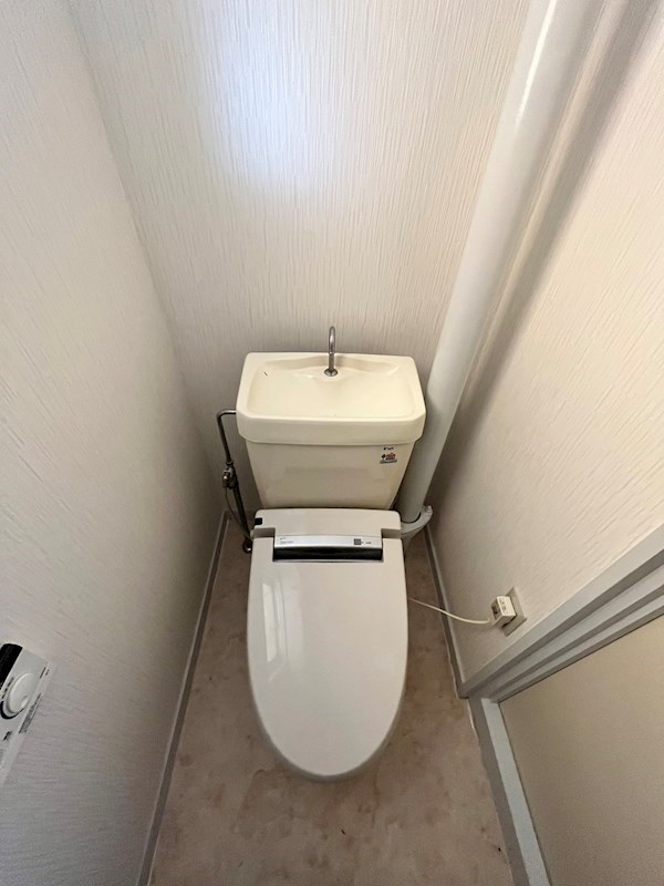 丸一ビルのトイレ写真