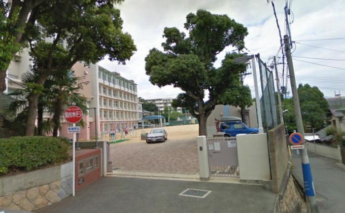 小学校　池田小学校（小学校）まで300m