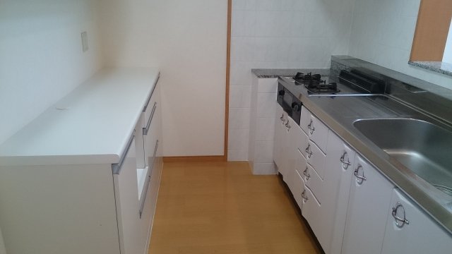キッチン　※退去前の為、写真と現状が異なる場合がございます