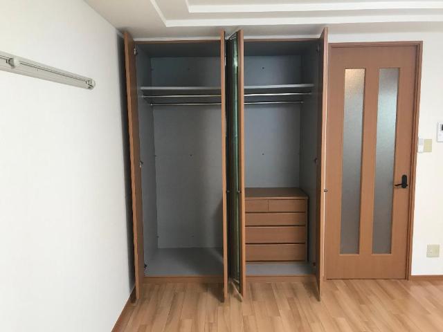 収納　クローゼット