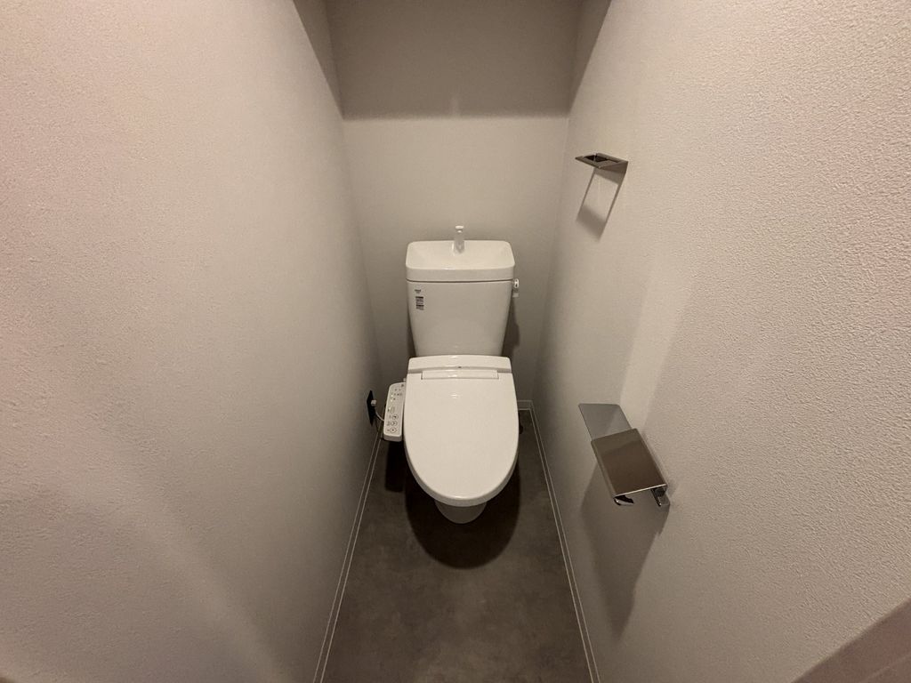 エスリードレジデンス ザ・グラン新大阪フラッツのトイレ写真
