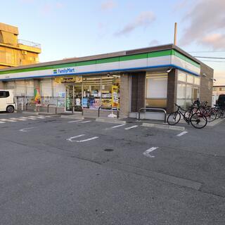 コンビニ　ファミリーマート 伏見西丹波橋店（コンビニ）まで450m
