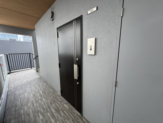 カメリア丸の内の玄関写真