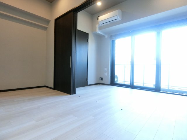 居室・リビング　詳細は、RISUMO江坂本店→06-6155-7137まで♪