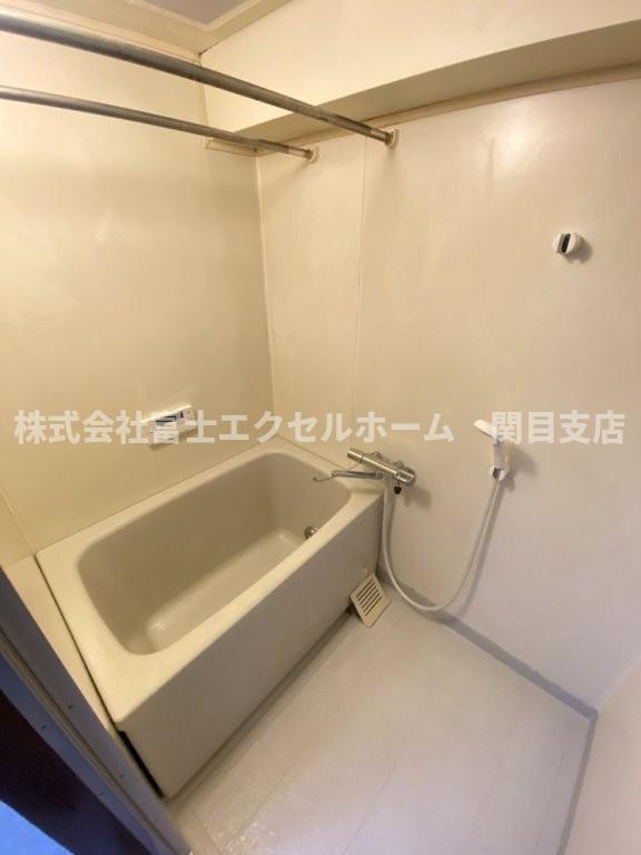 メゾンラフォーレの風呂写真