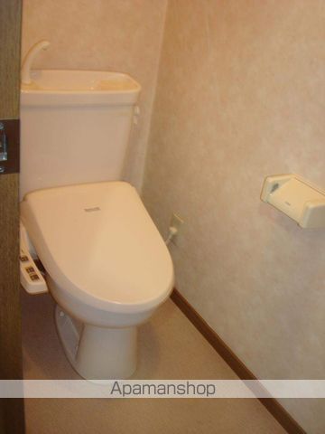 ＪＲ中央線 甲府駅 徒歩21分 3階建 築30年のトイレ写真