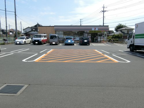コンビニ　セブンイレブン川越小堤北店（コンビニ）まで831m