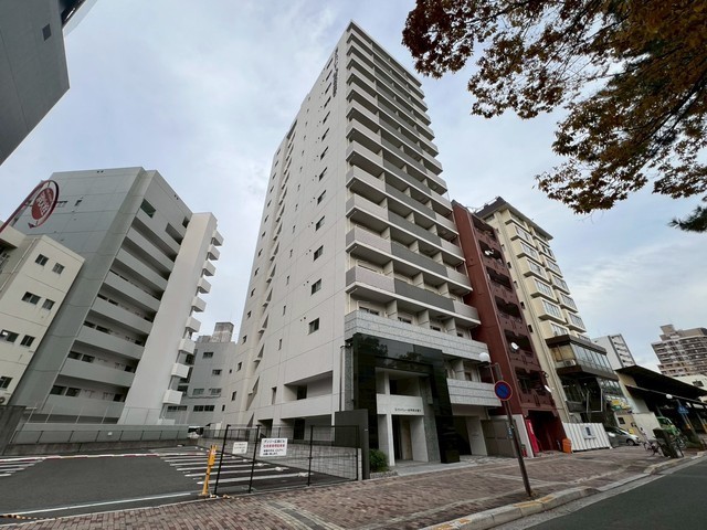 エイトバレー43平和大通りの外観写真