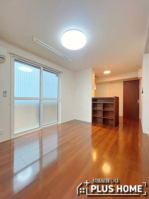 D-room出島の居間写真