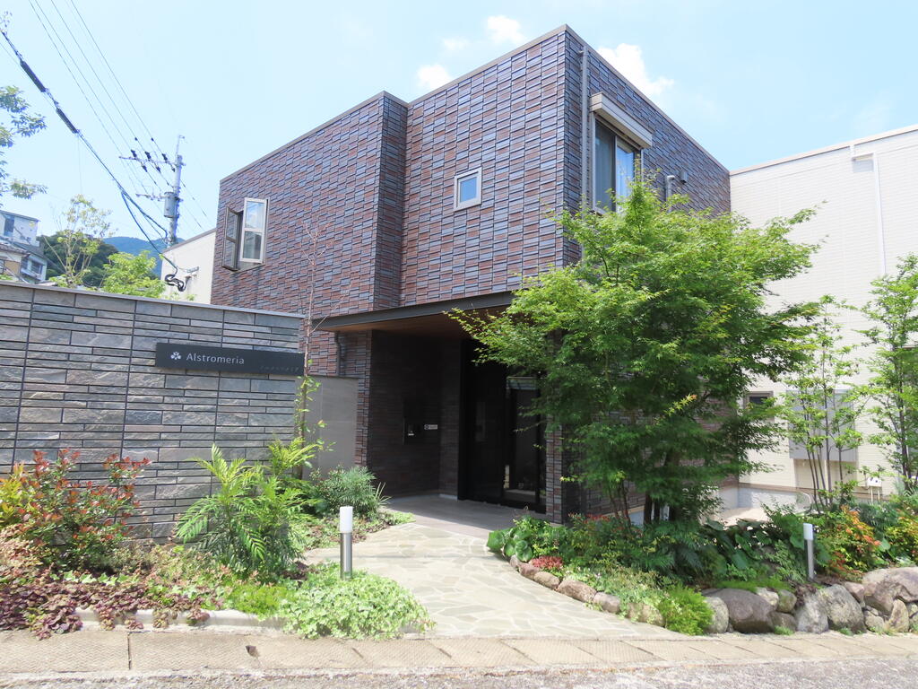 長崎電軌本線 平和公園駅 徒歩20分 築5年