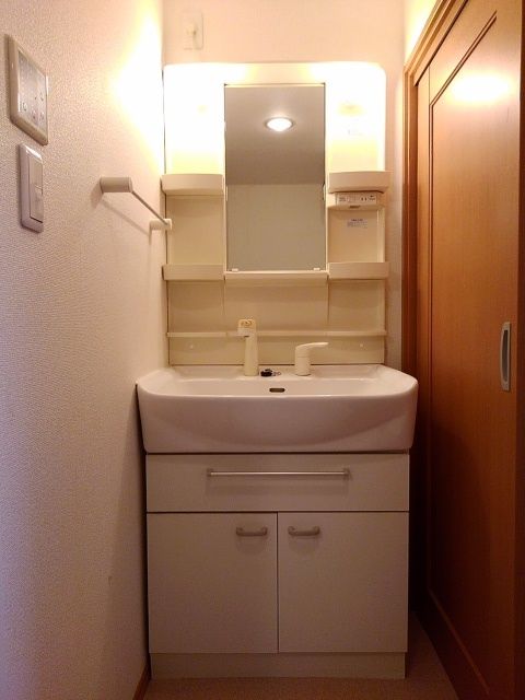 アヴァンティの内装写真
