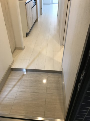 玄関　落ち着いた玄関です