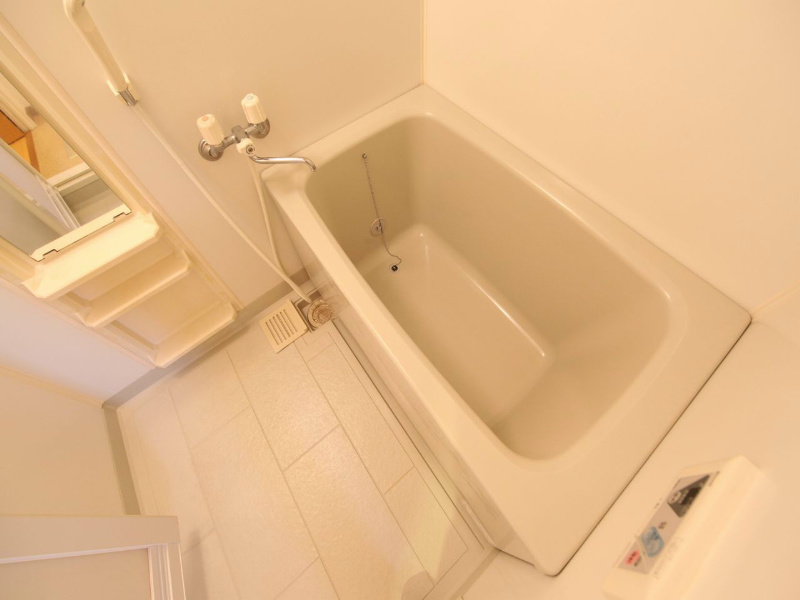 バス・シャワールーム　バスルーム　バス・トイレ別
