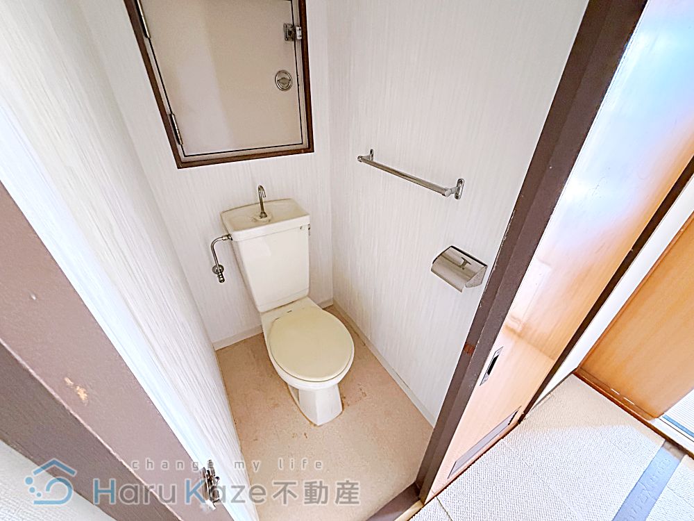 名鉄常滑線 道徳駅 徒歩6分 7階建 築45年のトイレ写真