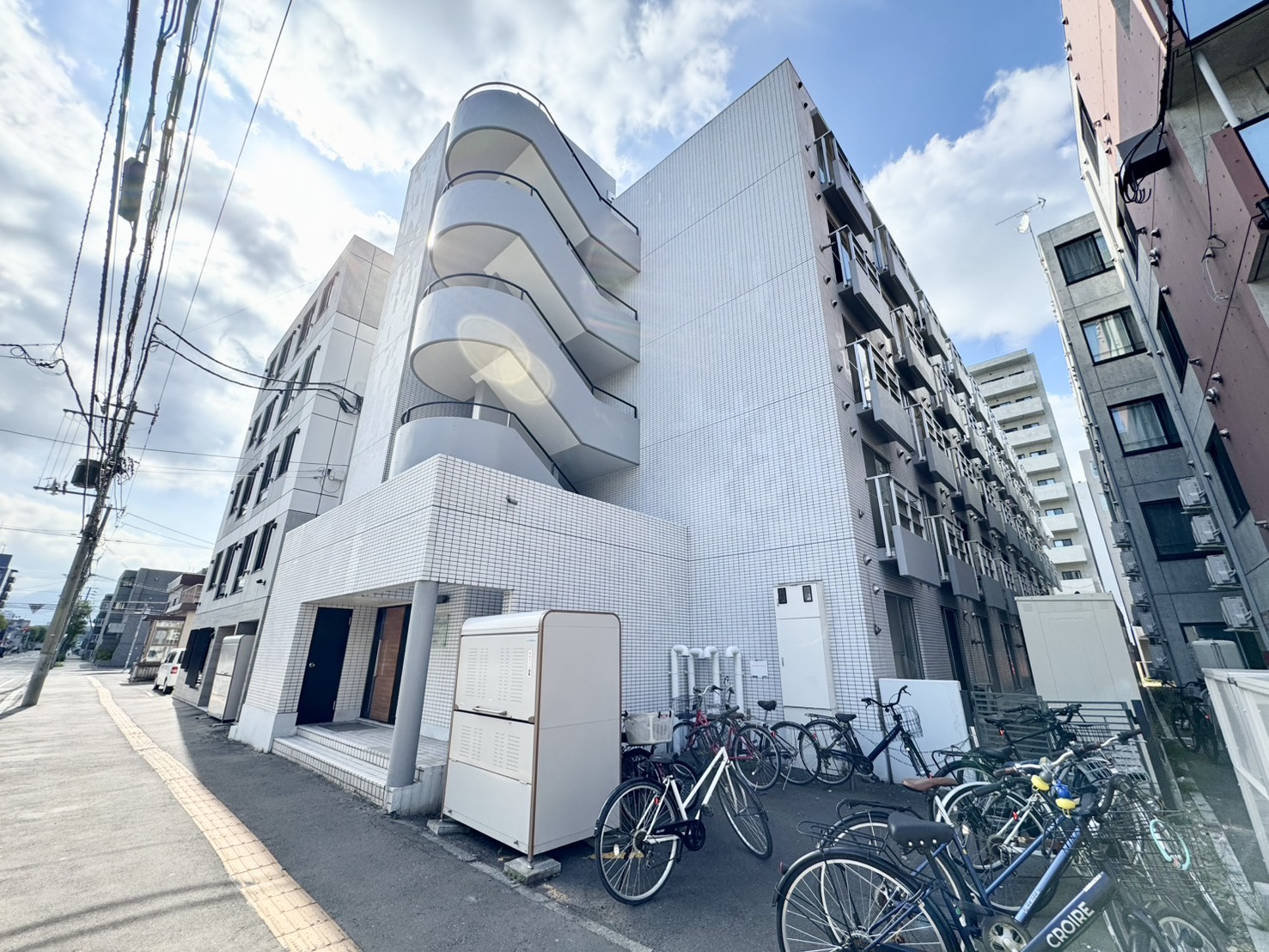 建物外観　【ルナハイツ札幌♪】