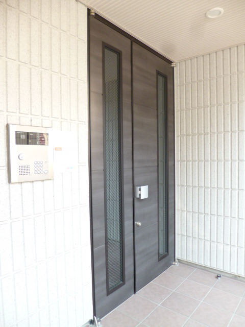 エントランス　★オートロック対応エントランス★
