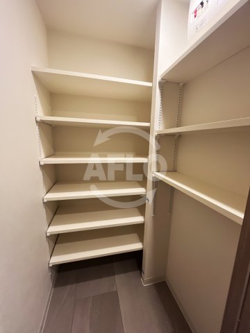 収納　コンフォリア・リヴ博労町一丁目Q　シューズボックス