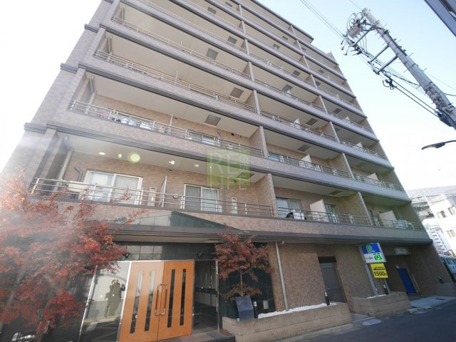 建物外観　リライフ浅草店