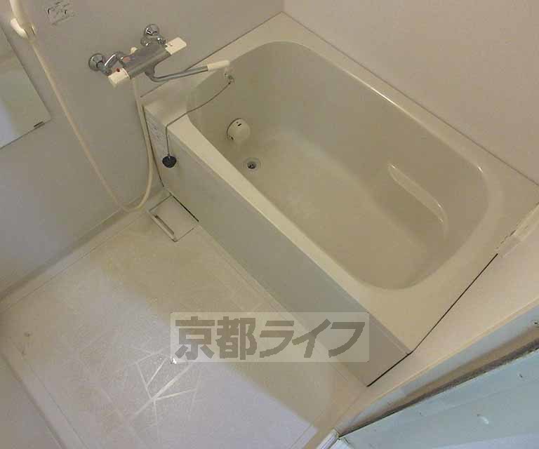 トイレ　広いのでゆったり浸かれそうです！