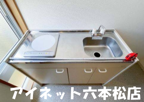 地下鉄七隈線 茶山駅 徒歩13分 2階建 築15年のキッチン写真
