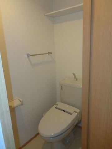 サンシャリテ向丘B棟のトイレ写真