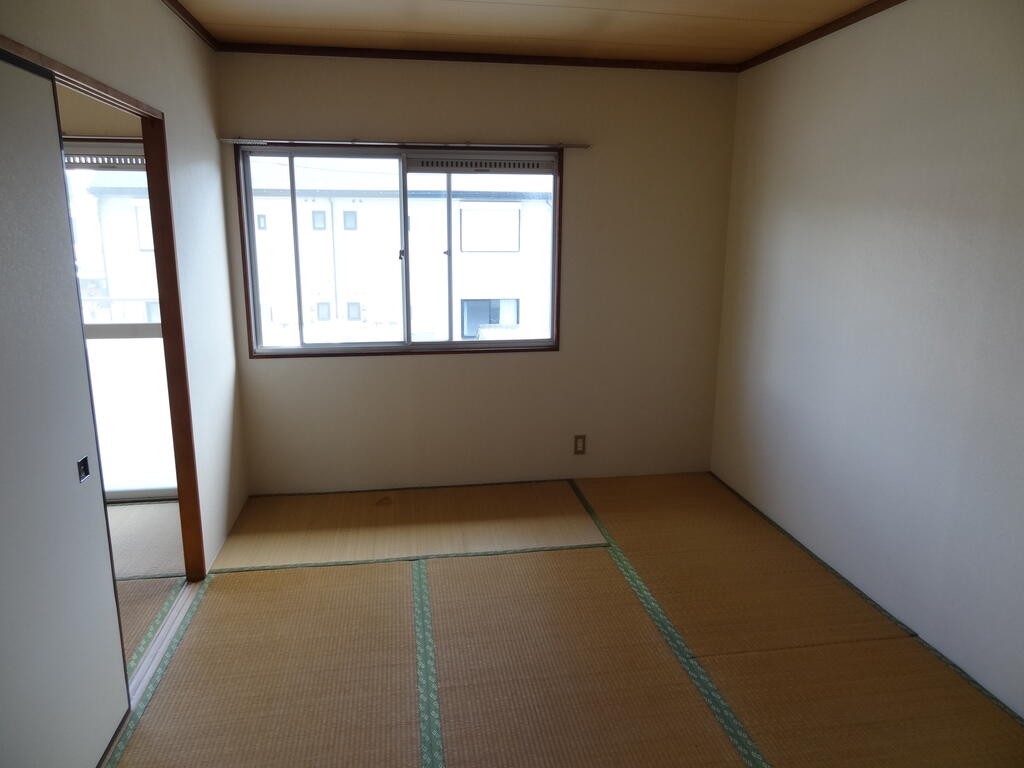 グレースハイムの居間写真