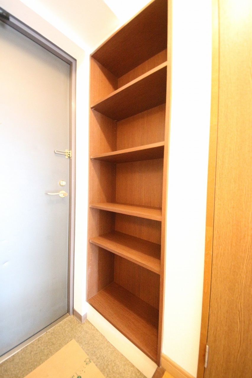 玄関　シューズボックス