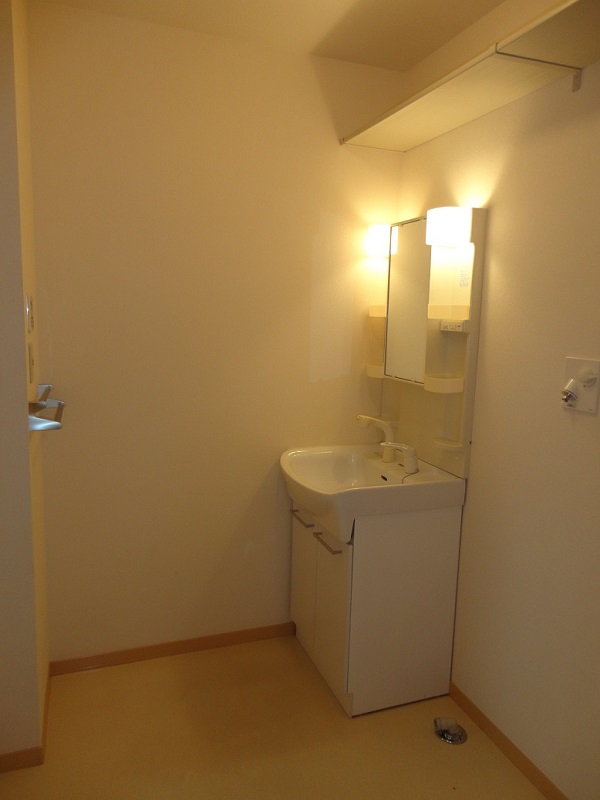 洗面設備　洗髪洗面台付