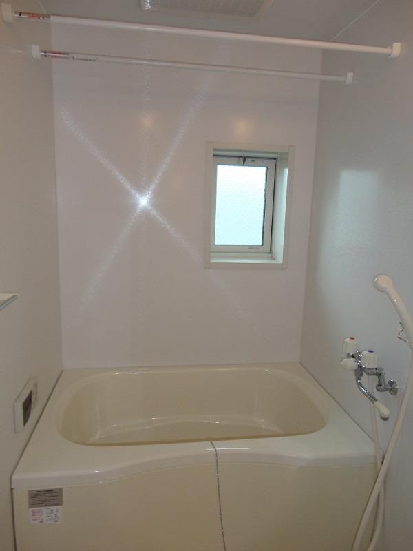 バス・シャワールーム　追焚機能付・浴室乾燥暖房付