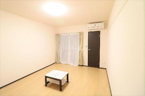 居室・リビング　当社防音設備NO.1の高遮音界壁・床で充実した住空間を提供